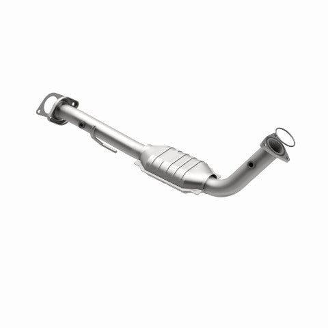MagnaFlow direct-fit catalytic converter fits 2002-2006 Cadillac Escalade, 2001-2006 GMC Yukon, and additional vehicles. Avoid potential exhaust leaks by using the included gaskets
