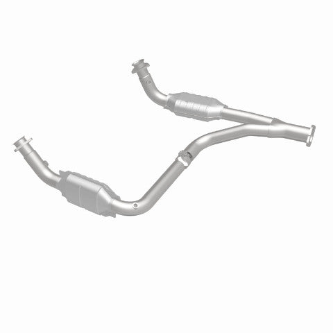 MagnaFlow direct-fit catalytic converter fits 1996-2000 Chevrolet Tahoe, 1996-1999 Chevrolet K1500 Suburban, and additional vehicles and 00-01Tahoe/Yukon V8 5.7L stainless steel CA