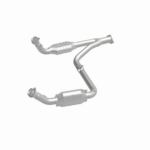 MagnaFlow direct-fit catalytic converter fits 1996-2000 Chevrolet Tahoe, 1996-1999 Chevrolet K1500 Suburban, and additional vehicles and 00-01Tahoe/Yukon V8 5.7L stainless steel CA