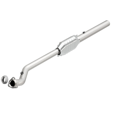 MagnaFlow direct-fit catalytic converter fits 1996-1999 Chevrolet Express 3500, Chevrolet Express 1500, and additional vehicles. Avoid potential exhaust leaks by using the included