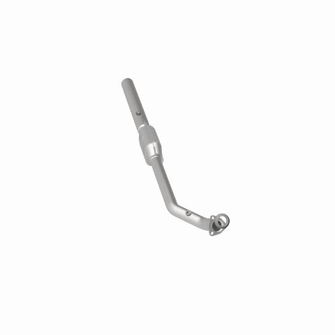 MagnaFlow direct-fit catalytic converter fits 1996-1999 Chevrolet Express 3500, Chevrolet Express 1500, and additional vehicles. Avoid potential exhaust leaks by using the included