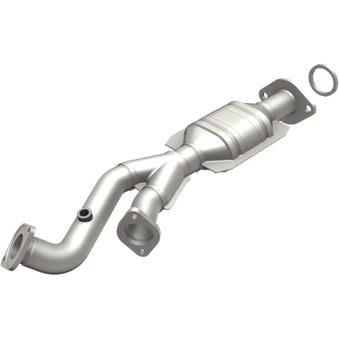 MagnaFlow direct-fit catalytic converter for 2003-2004 Toyota 4Runner 4.7 inch inlet/outlet stainless steel Federal EPA compliant OBDII 93655