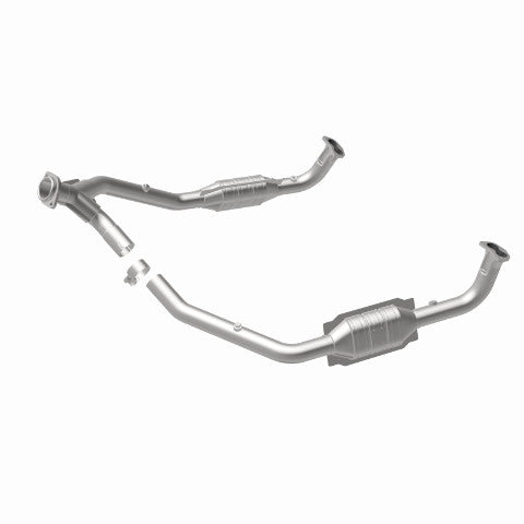 MagnaFlow direct-fit catalytic converter fits 1994-1995 Land Rover Defender 90, Land Rover Discovery, and additional vehicles. Hardware is included to eliminate the hassle of worki
