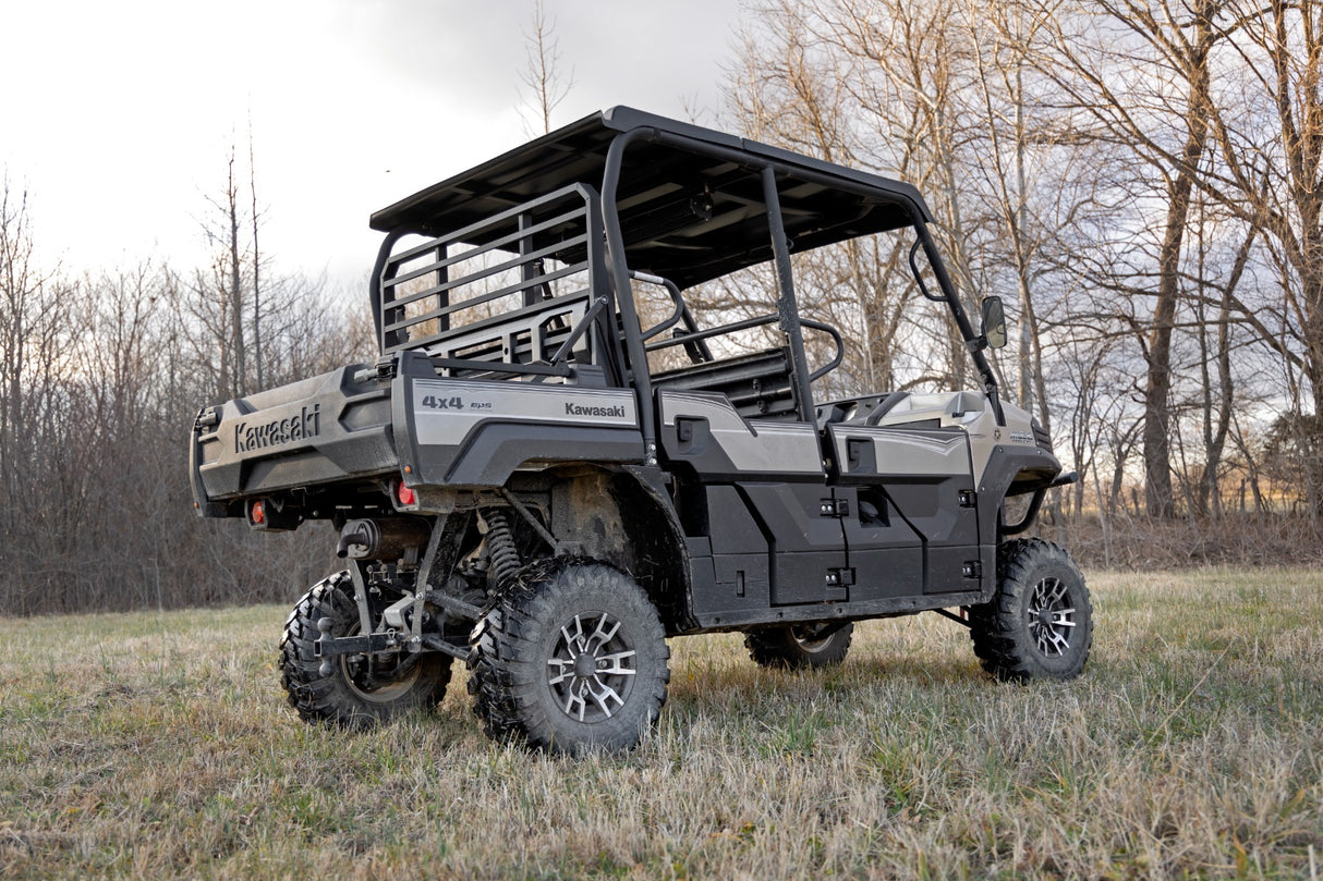 Lift kit by Rough Country