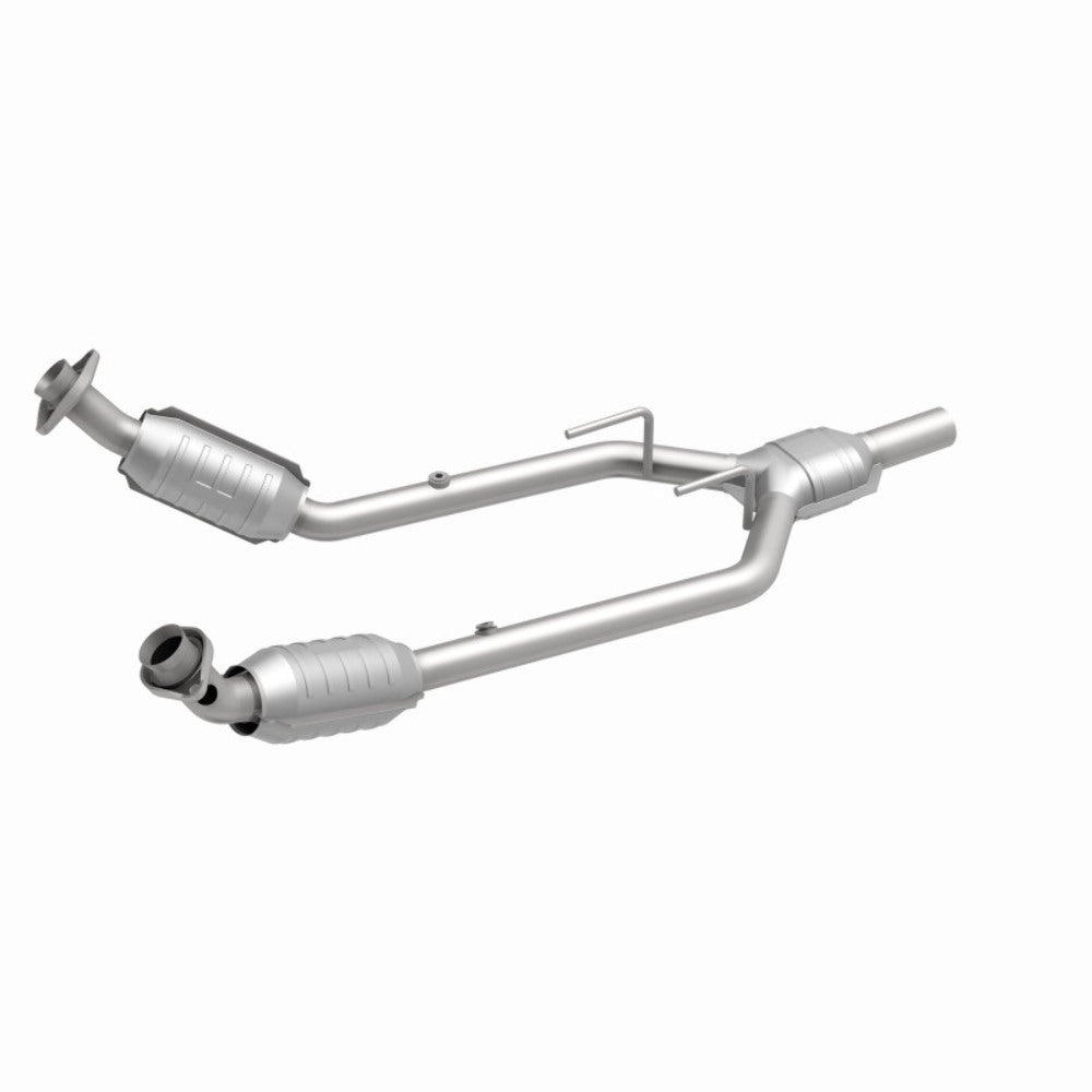 MagnaFlow direct-fit catalytic converter fits 1996-1997 Mercury Cougar 3.8L stainless steel CARB compliant 444080