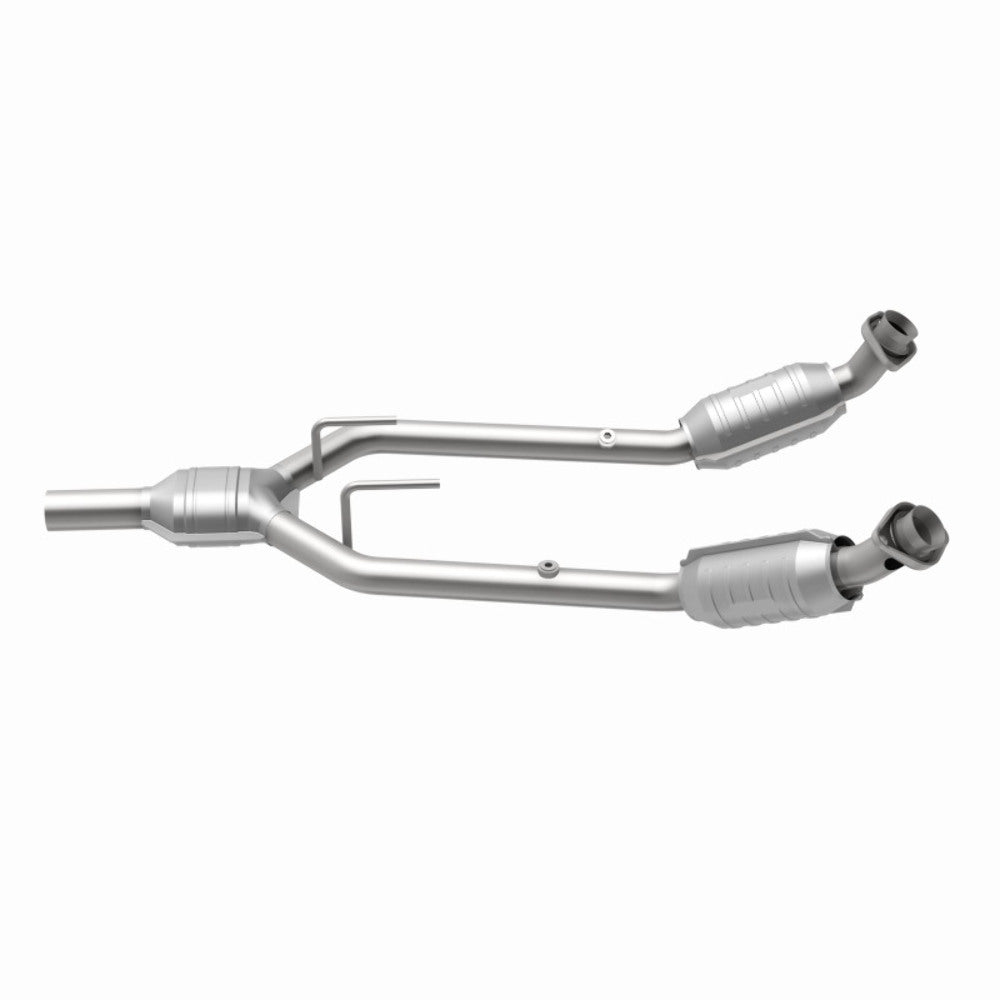 MagnaFlow direct-fit catalytic converter fits 1996-1997 Mercury Cougar 3.8L stainless steel CARB compliant 444080