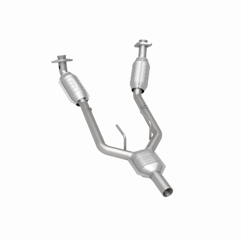 MagnaFlow direct-fit catalytic converter fits 1996-1997 Mercury Cougar 3.8L stainless steel CARB compliant 444080