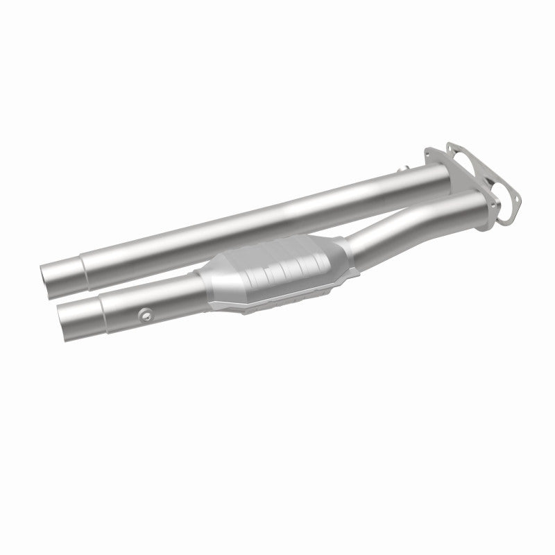 MagnaFlow direct-fit catalytic converter for 1996-1999 Chevy 7.4L stainless steel CARB compliant 4451471
