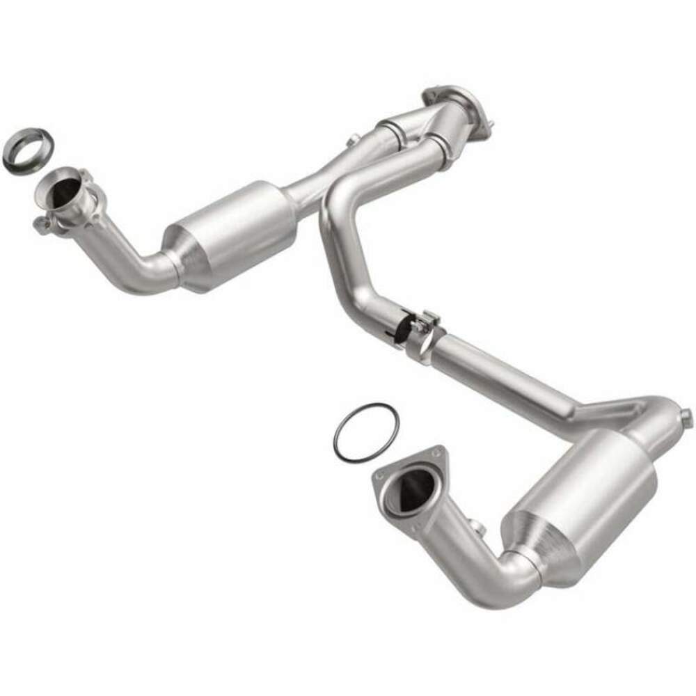 MagnaFlow direct-fit catalytic converter for 1999-2003 Chevy Silverado 1500 stainless steel CARB compliant 4451419