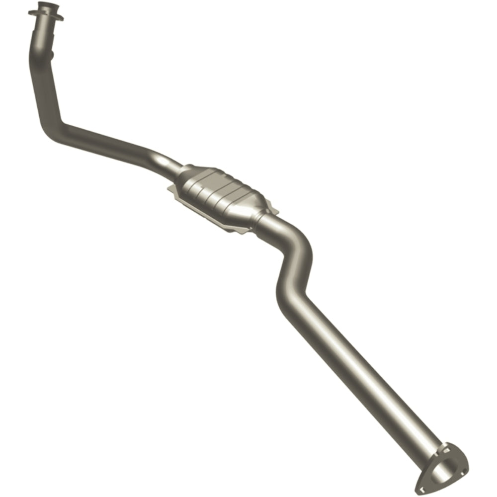 MagnaFlow direct-fit catalytic converter fits 1996-1999 Chevrolet Express 1500, Chevrolet Express 2500, and additional vehicles. Hardware is included to eliminate the hassle of wor