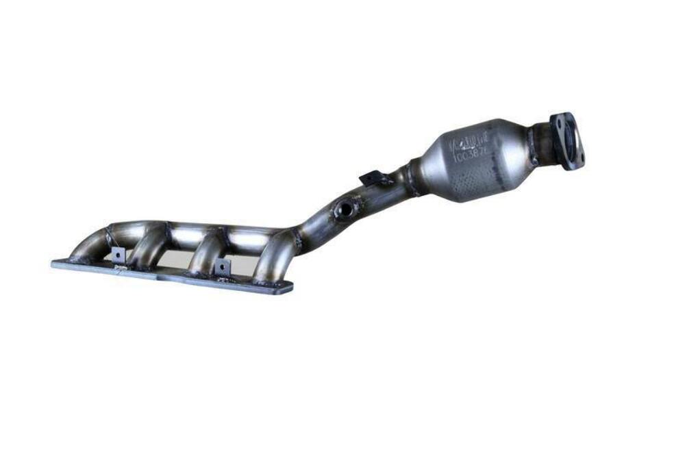 direct-fit catalytic converter manifold fits 2004-2010 Infiniti QX56 5.6L V8 and 2004-2015 Nissan Titan 5.6L V8 rear front Federal EPA with gaskets Schultz