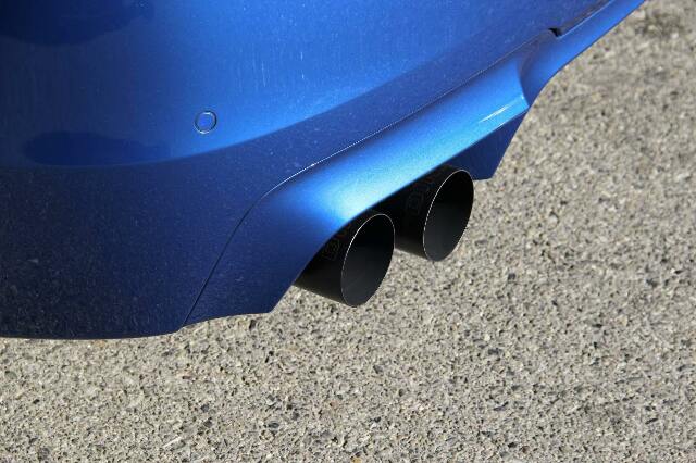 Free Flow Axle-Back Exhaust - 2012-2016 BMW M5 - D660-0044-BLK BMW performance
