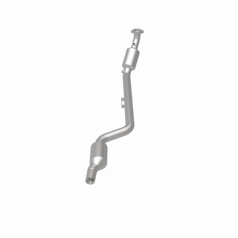 MagnaFlow direct-fit catalytic converter fits 2005 Mercedes-Benz CLK320 3.2L stainless steel CARB compliant 5411806