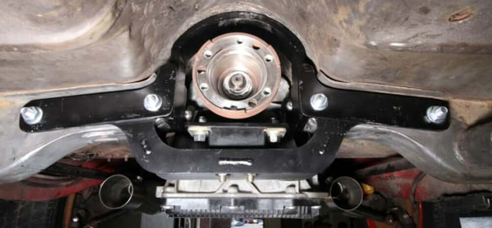 Hooker performance muffler fits-1966-1970-b-body-mopar-nag1-or-8hp70-transmission-crossmember-hoop-bhs539