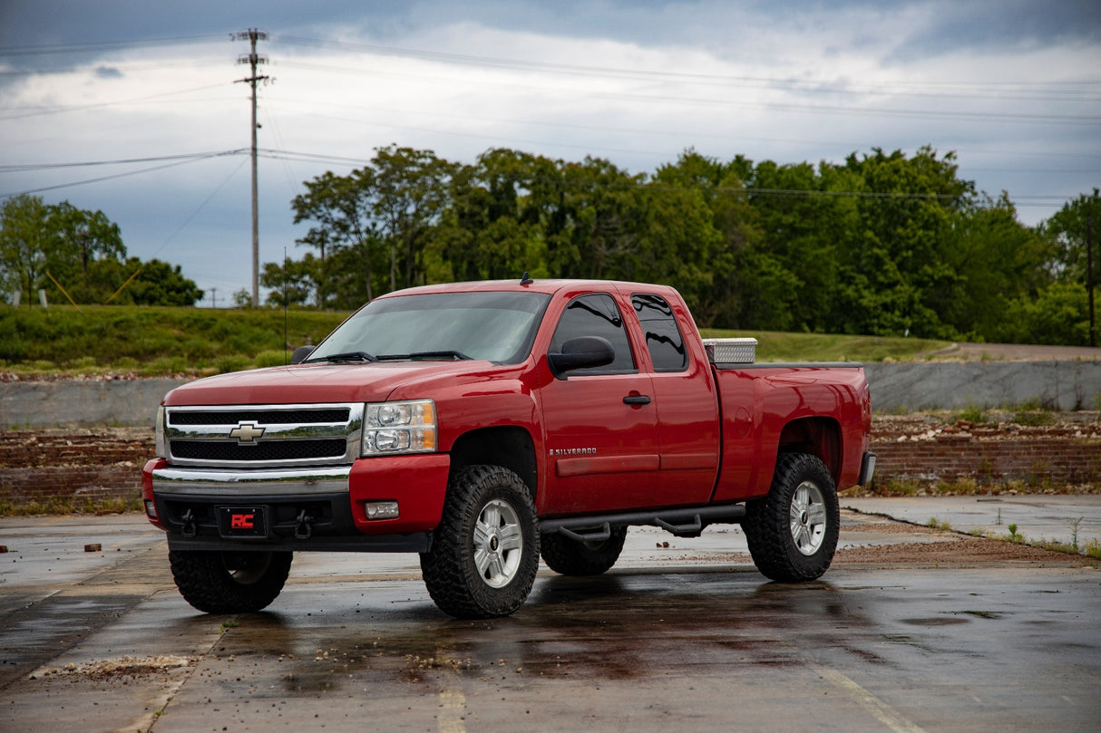 Lift kit for 2007-2013 Chevy Sierra 1500 by Rough Country