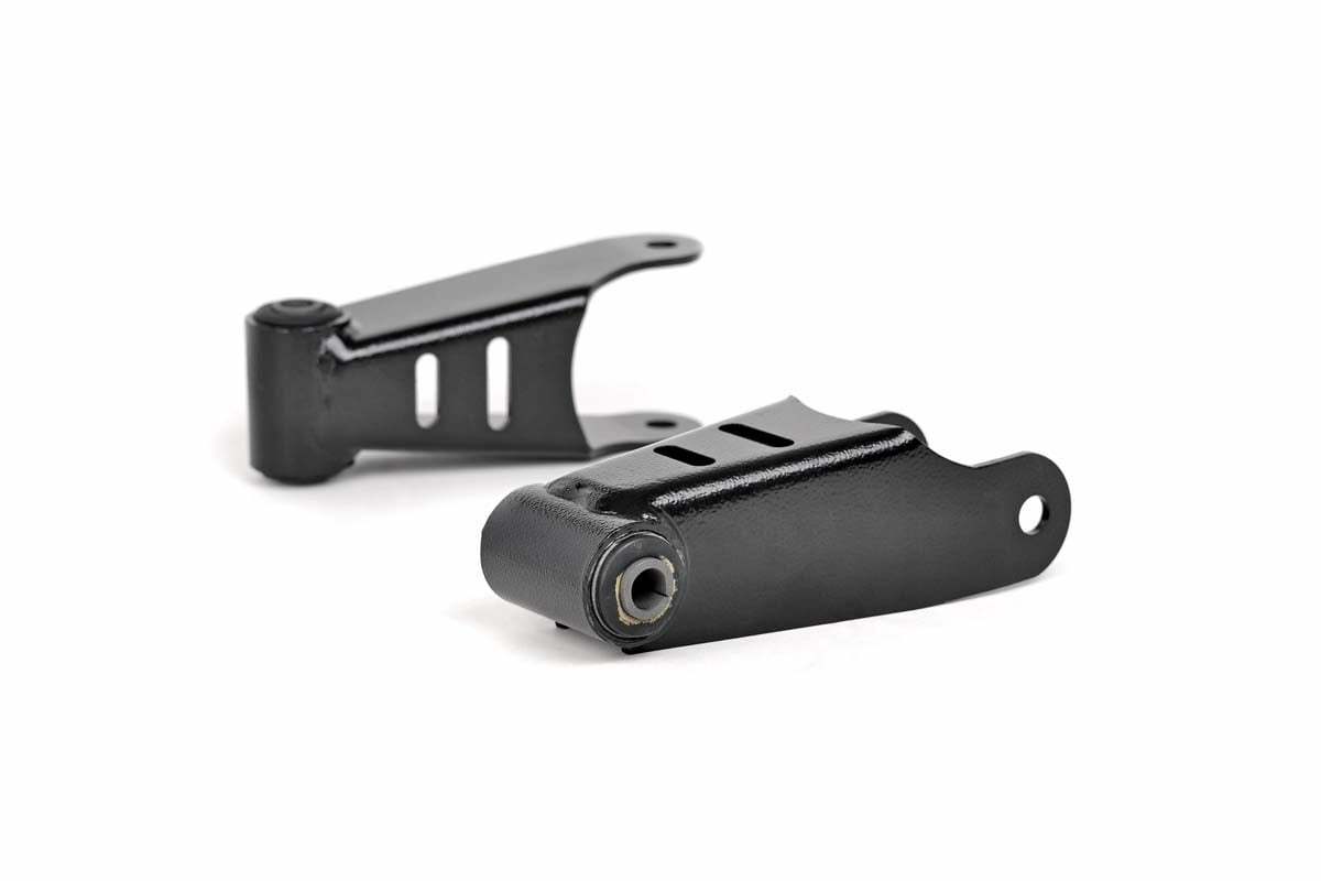 Fits Chevy/GMC 1500 (99-18 & Classic) Lowering Shackles; 1.5 Inch; RC0500