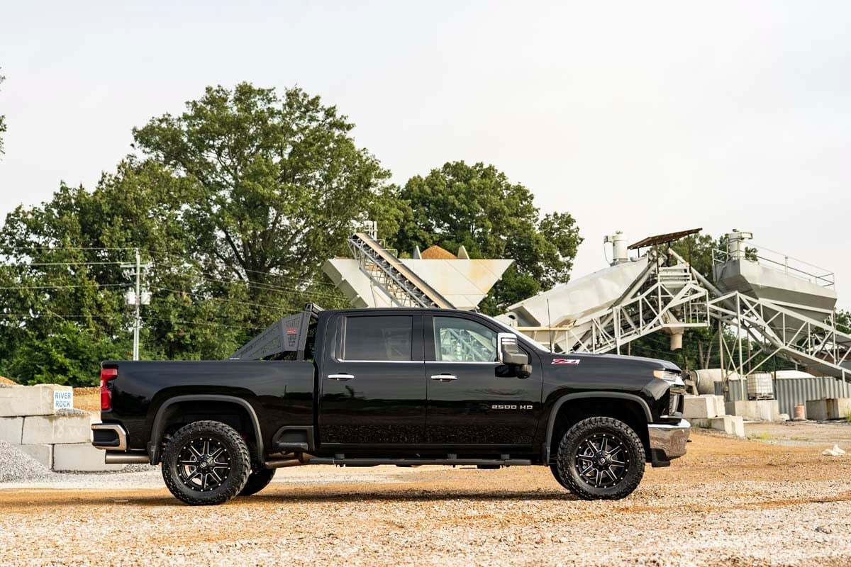 Leveling kit for Chevy by Rough Country