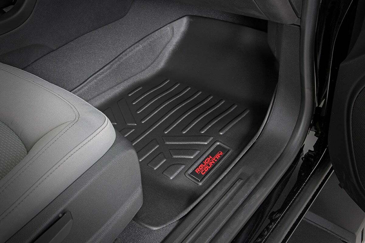 Floor mats for 2015-2022 Chevy Colorado by Rough Country