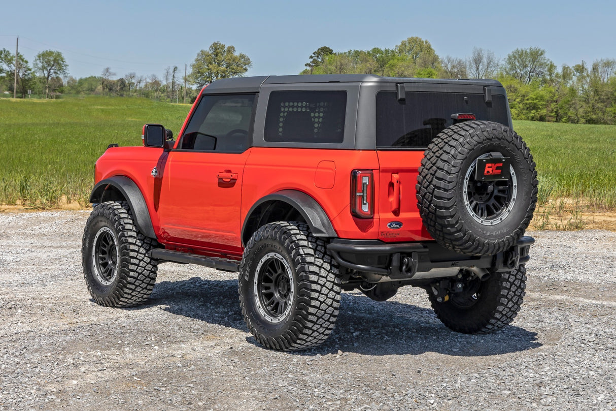 Running boards for Ford Bronco by Rough Country