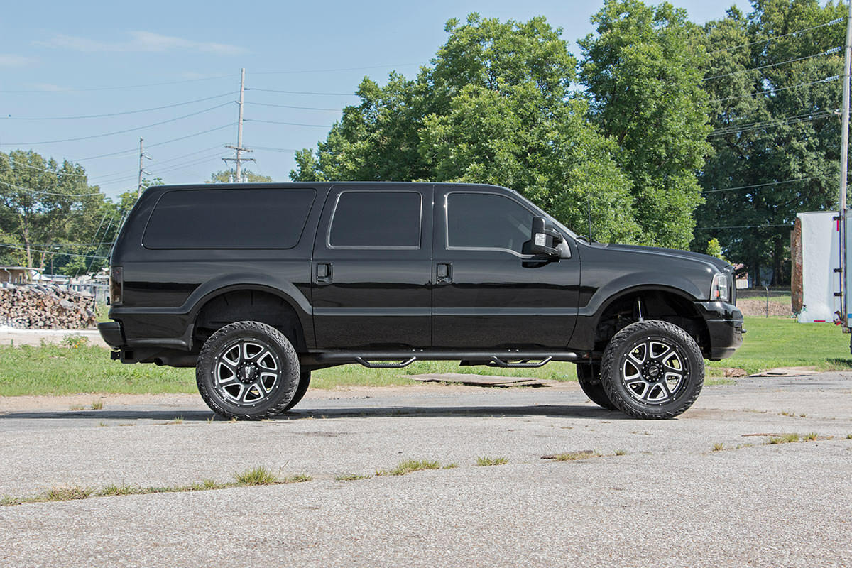 Lift kit for 2000-2005 Ford by Rough Country