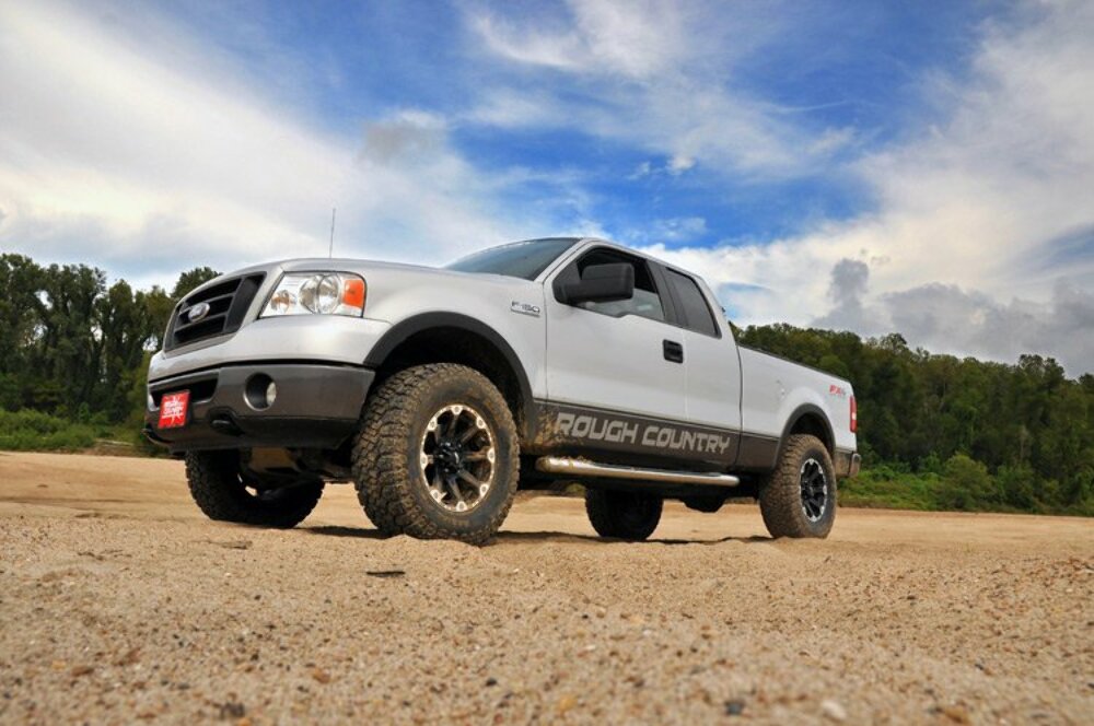 Lift kit for 2004-2008 Ford F-150 by Rough Country