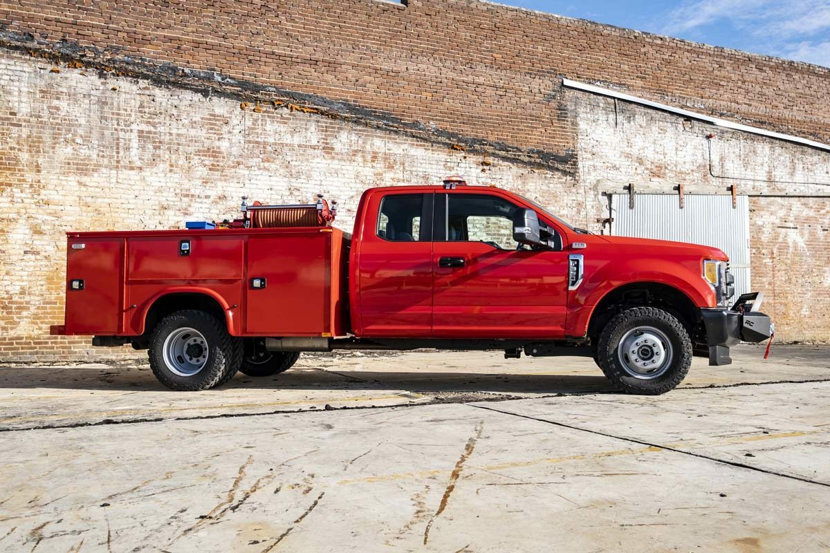 Winch for 2017-2020 Ford Super Duty by Rough Country
