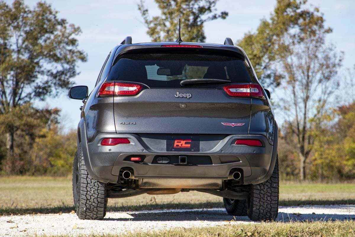 Leveling lift kit for 2014-2023 Jeep Cherokee by Rough Country