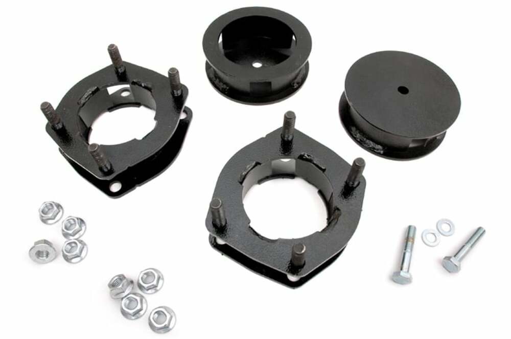 Lift kit for 2005-2010 Jeep Grand Cherokee by Rough Country