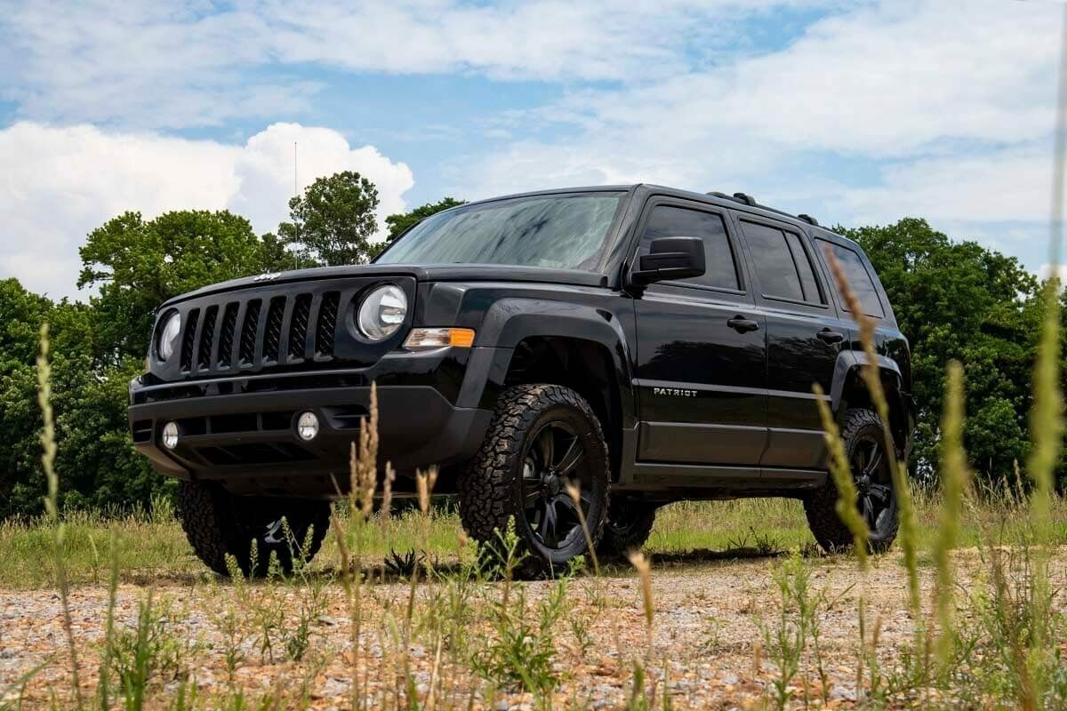 Lift kit for 2007-2016 Jeep by Rough Country