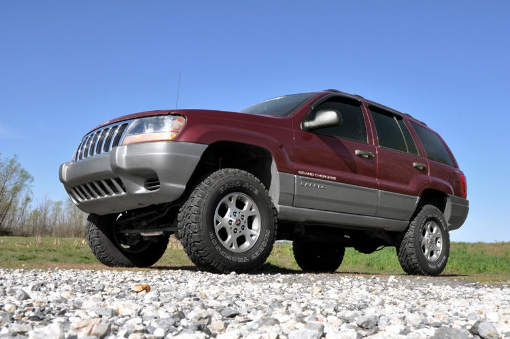 Fits Jeep Grand Cherokee WJ 2WD/4WD (1999-2004) 4 Inch Lift Kit; 698.2