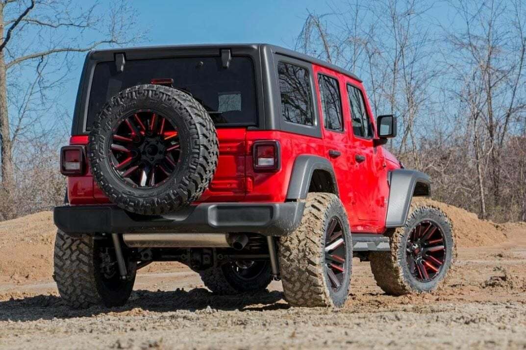 Fits Jeep Wrangler JL 4WD (2018-2023) 3.5 Inch Lift Kit; C/A Drop; 2-Door; 62930
