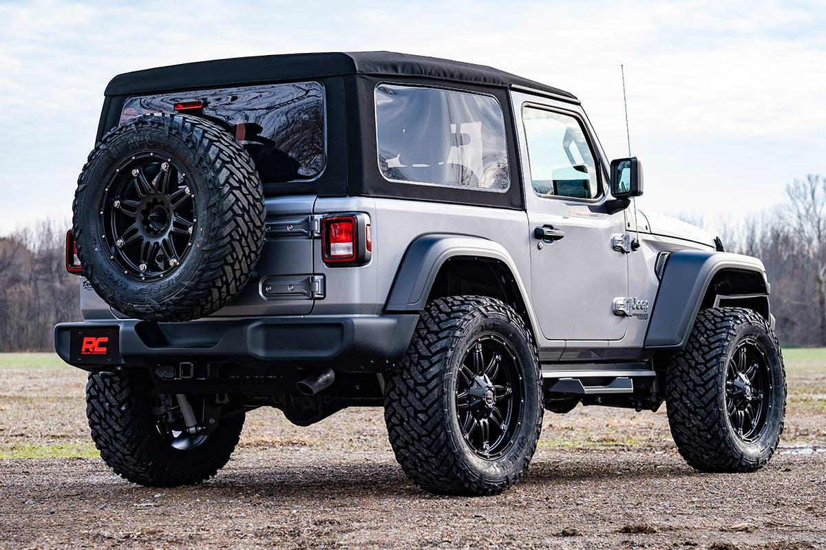 Fits Jeep Wrangler JL 4WD (2018-2023) 3.5" Lift Kit; Adj Lower; FR D/S; 62830