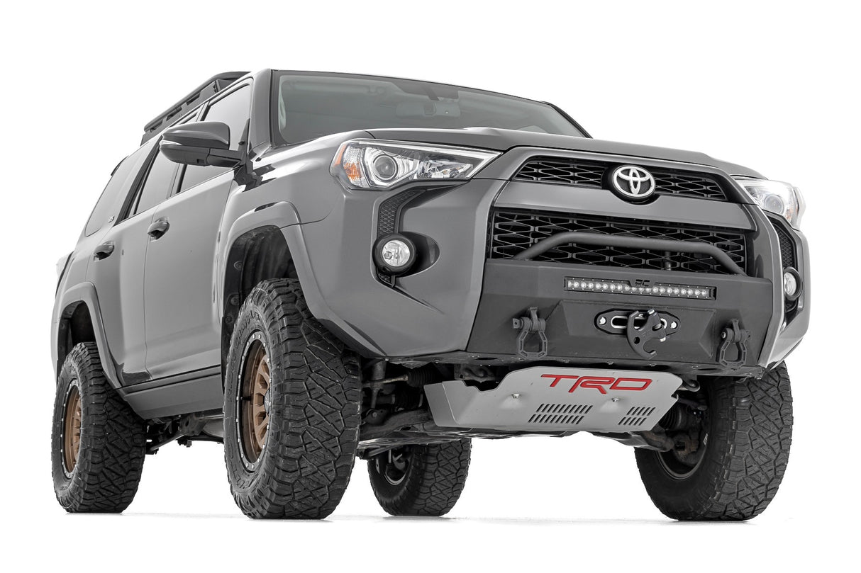 Running boards for Toyota 4Runner by Rough Country