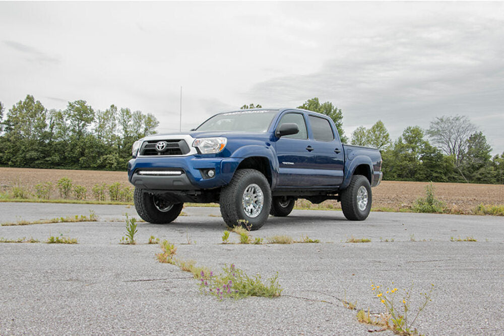 Fits Toyota Tacoma 2WD/4WD for 2005-2015 Toyota Tacoma by Rough Country