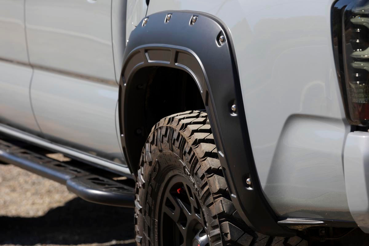 Fender flares for 2016-2023 Toyota Tacoma by Rough Country