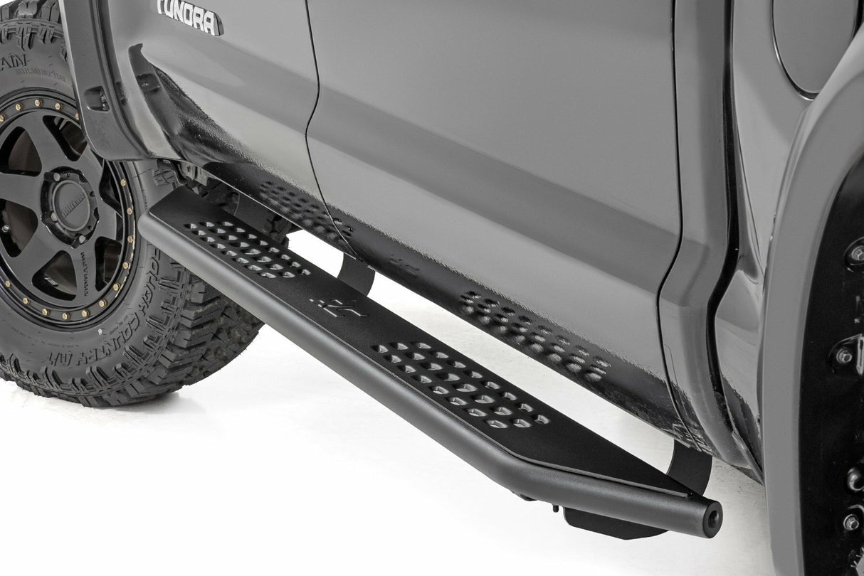 Running boards for 2014-2021 Toyota Tundra by Rough Country