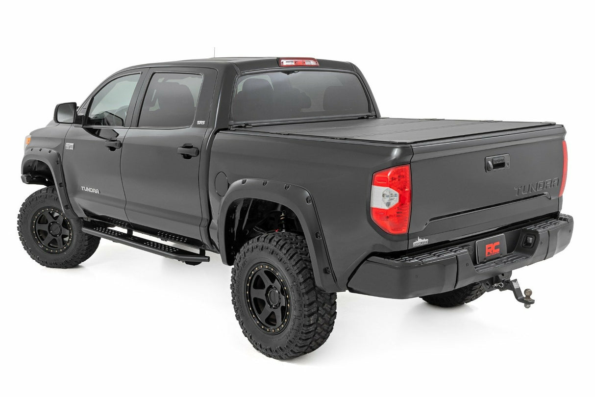 Running boards for Toyota Tundra by Rough Country