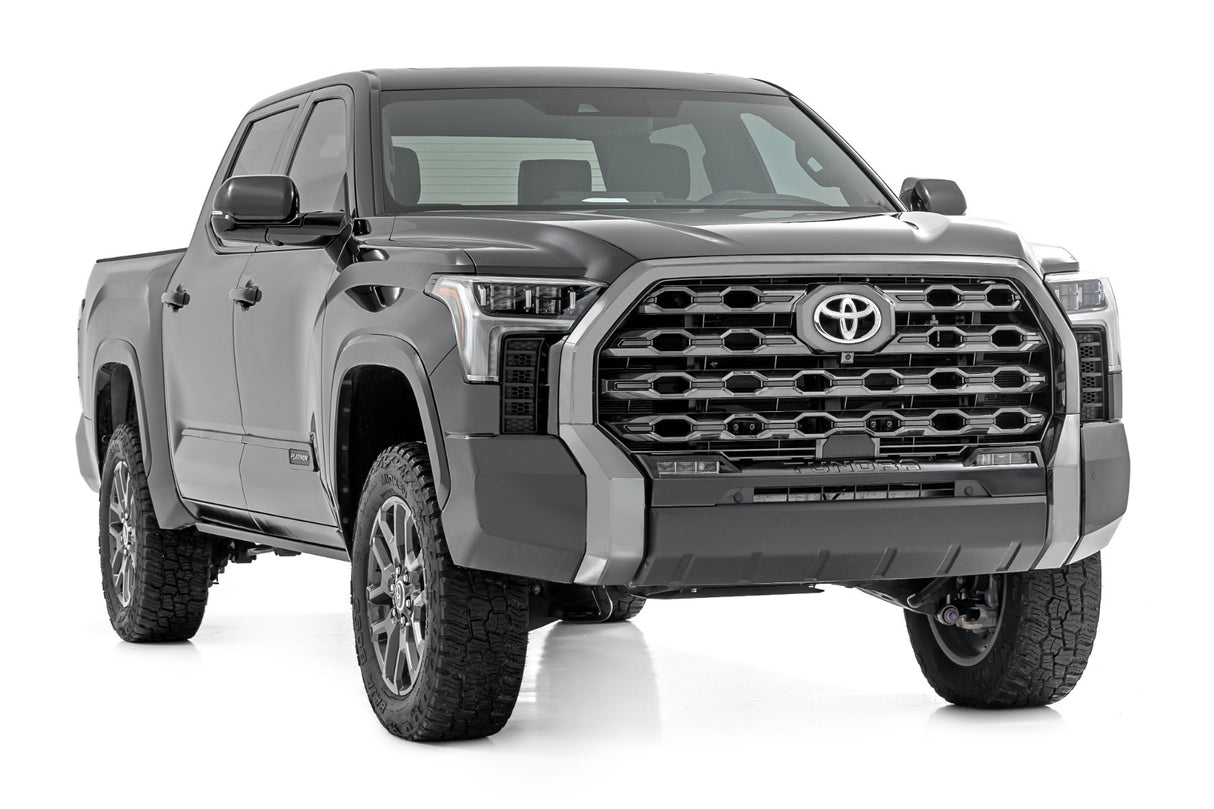 Fits Toyota Tundra 4WD (2022-2024) 3.5 Inch Lift Kit; Rear Air Ride; 71300