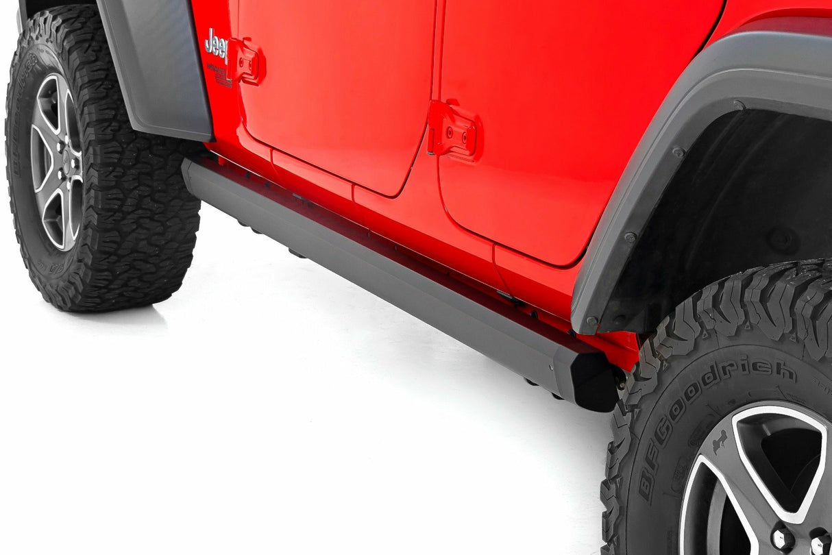 Running boards for Wrangler JL by Rough Country