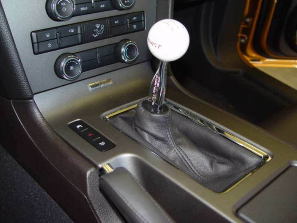 Hurst Competition/Plus 5-speed Shifter - Ford - 3910201
