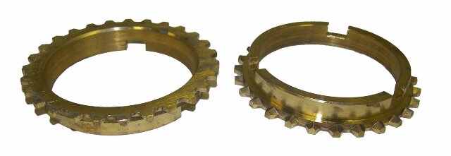 Vintage - Metal Zinc Synchronizer Blocking Ring Set J8130256