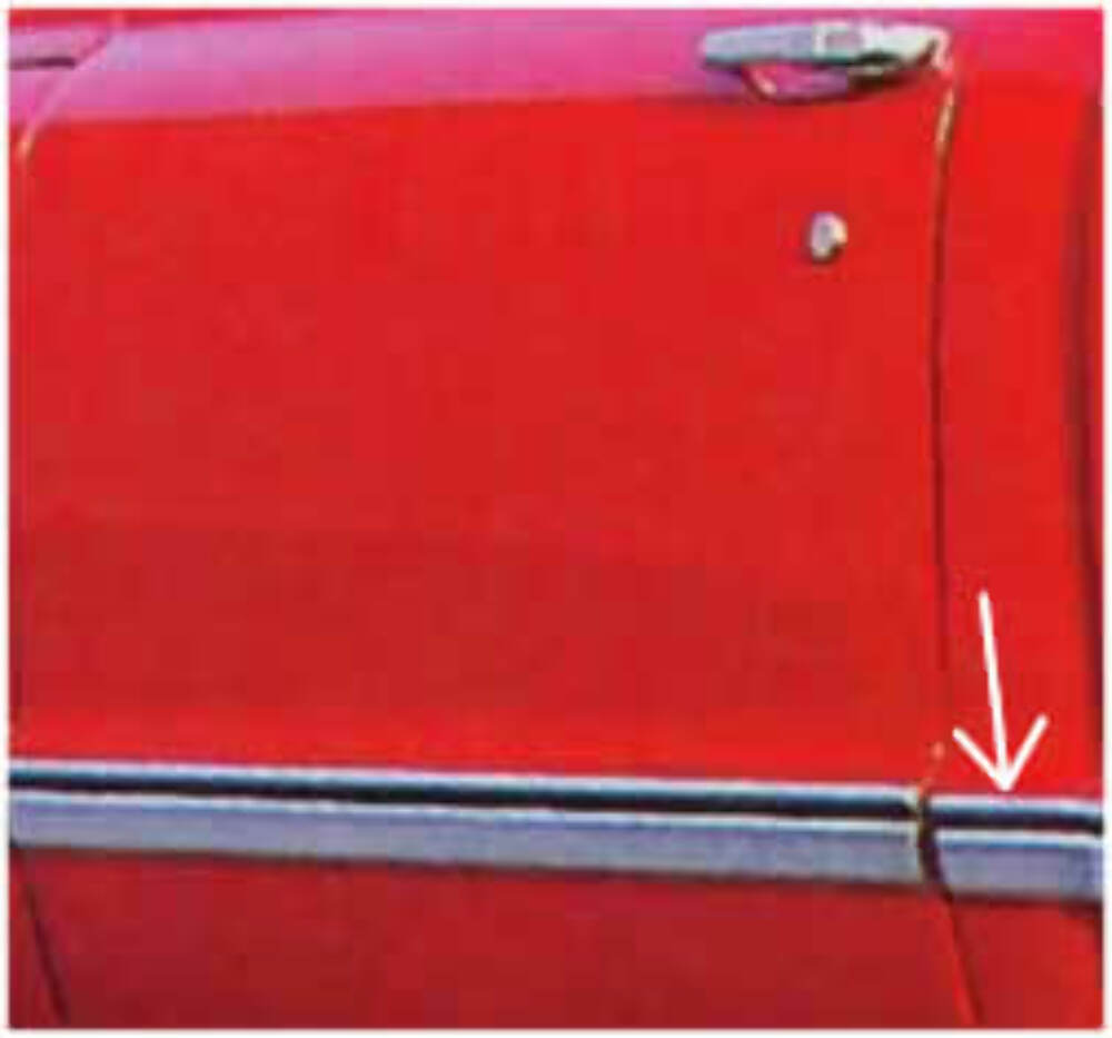 1967-1968 Chevrolet C10 Pickup; Cab Molding LSM13LH
