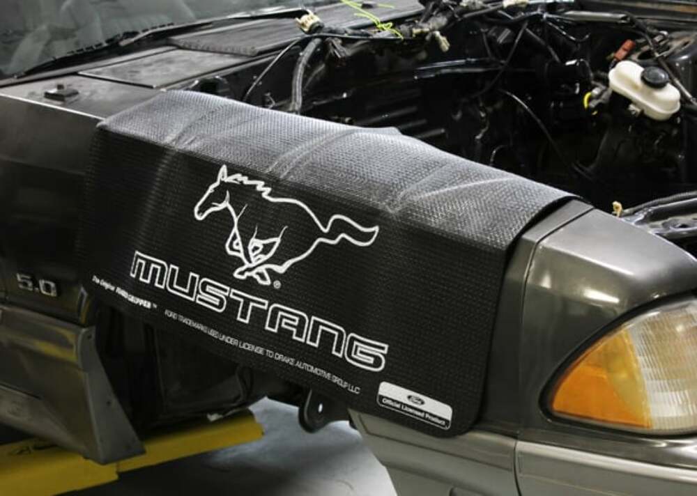Original Fender Cover Mustang Running Pony Logo - FG2105-1 mechanic fender cover