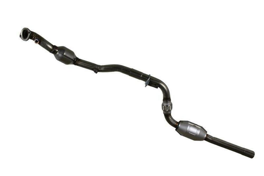direct-fit catalytic converter fits 1998-2003 Mercedes E320 3.2L and 1998-2003 Mercedes-Benz E320 4Matic 3.2L V6 Federal EPA no gasket included 7713389 Schultz