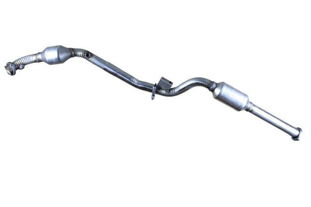 direct-fit catalytic converter fits 1998-2003 Mercedes E320 3.2L and 1998-2003 Mercedes-Benz E320 4Matic 3.2L V6 Federal EPA no gasket included 7713390 Schultz