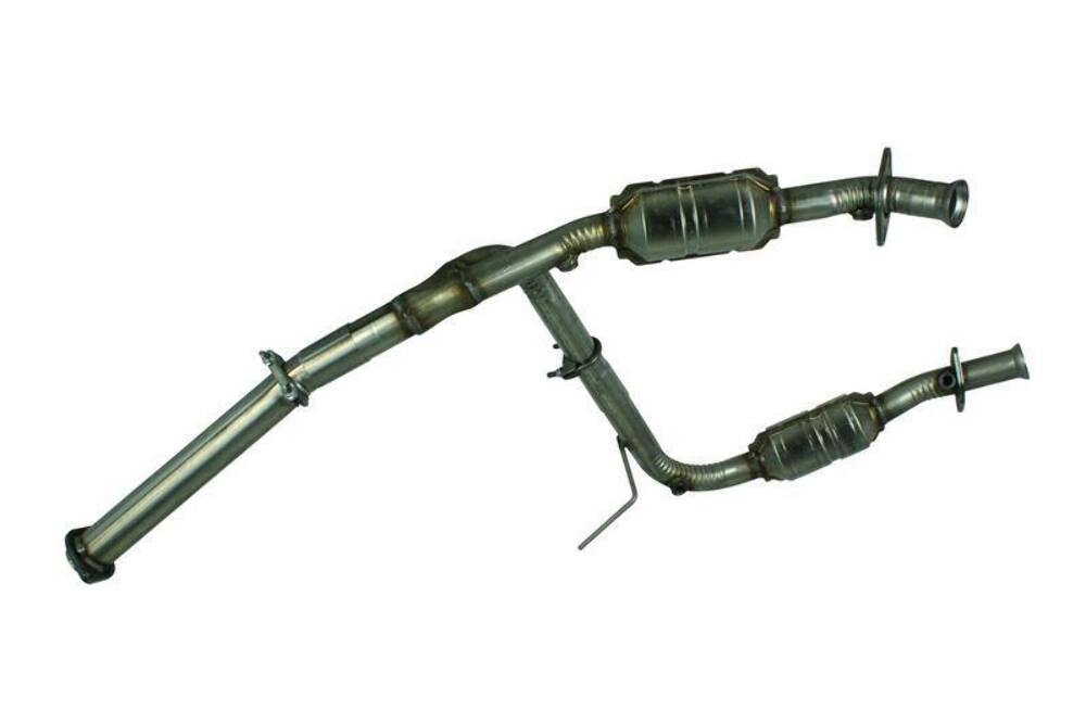 direct-fit catalytic converter fits 2004-2005 Ford Explorer 4L and 2004-2005 Ford Explorer 4L V6 rear front Federal EPA gasket included 7716027 Schultz