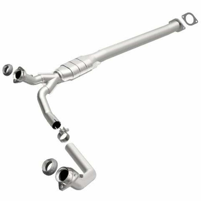 MagnaFlow direct-fit catalytic converter for 2000-2002 Chevy 4.3L stainless steel CARB compliant OBDII 51350