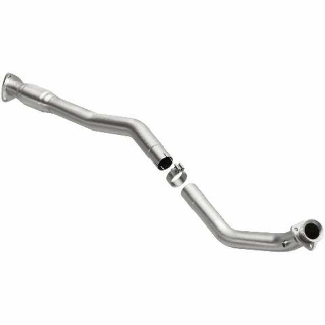 MagnaFlow direct-fit catalytic converter fits 2001-2002 Chevrolet Express 3500, GMC Savana 3500, and additional vehicles. Hardware is included to eliminate the hassle of working wi
