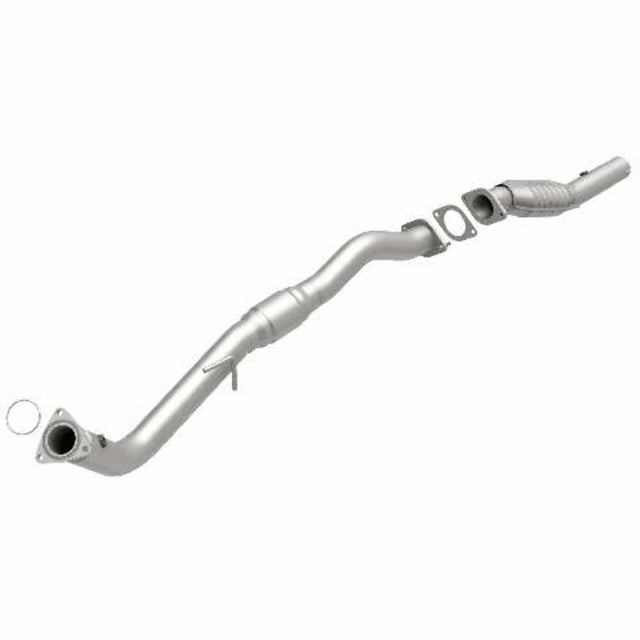 MagnaFlow direct-fit catalytic converter fits 2002-2006 GMC Sierra 2500 HD, 2001-2005 Chevrolet Silverado 1500 HD, and additional vehicles and 2001-2002 GM 2500 passenger side 6.0L