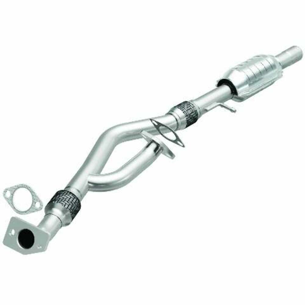 MagnaFlow direct-fit catalytic converter for 2001-2004 Hyundai Santa Fe stainless steel CARB compliant OBDII 49130